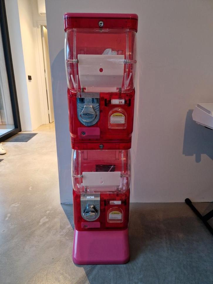 Toys Station Twin Capsule Ballenautomaat - Dubbel Plezier!, Verzamelen, Automaten | Overige, Ophalen of Verzenden