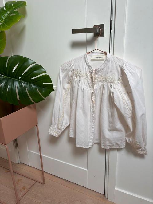 Sofie Schnoor Crème Bloesje met Details - Maat 140, Kinderen en Baby's, Kinderkleding | Maat 140, Gebruikt, Meisje, Overige typen