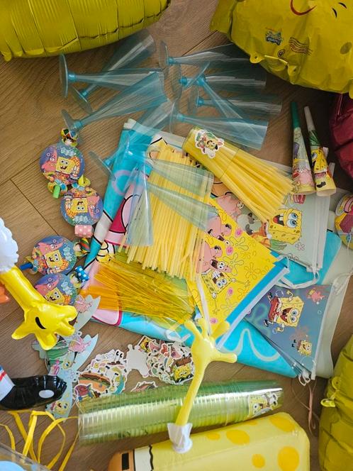Zgan/Nieuw; Spongebob versiering €15,00, Hobby en Vrije tijd, Feestartikelen, Zo goed als nieuw, Versiering, Ophalen of Verzenden
