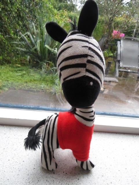 Zebrapaard zebra met super lange nek Wieb Wiep Teddy Wibra, Ophalen of Verzenden, Zo goed als nieuw, Paard