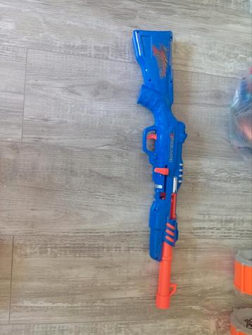 Nerf Geweren + Accessoires beschikbaar voor biedingen