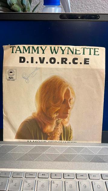 Tammy Wynette - D.I.V.O.R.C.E. beschikbaar voor biedingen