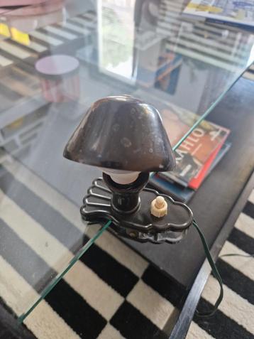 Klein vintage bakelieten klemlamp  beschikbaar voor biedingen