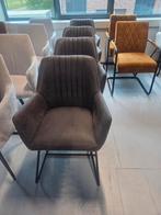4 comfortabele armstoelen, Ophalen, Zo goed als nieuw, Eén, Stof