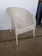 Mooie witte rieten stoel, Huis en Inrichting, Stoelen, Ophalen, Wit, Riet of Rotan, Zo goed als nieuw