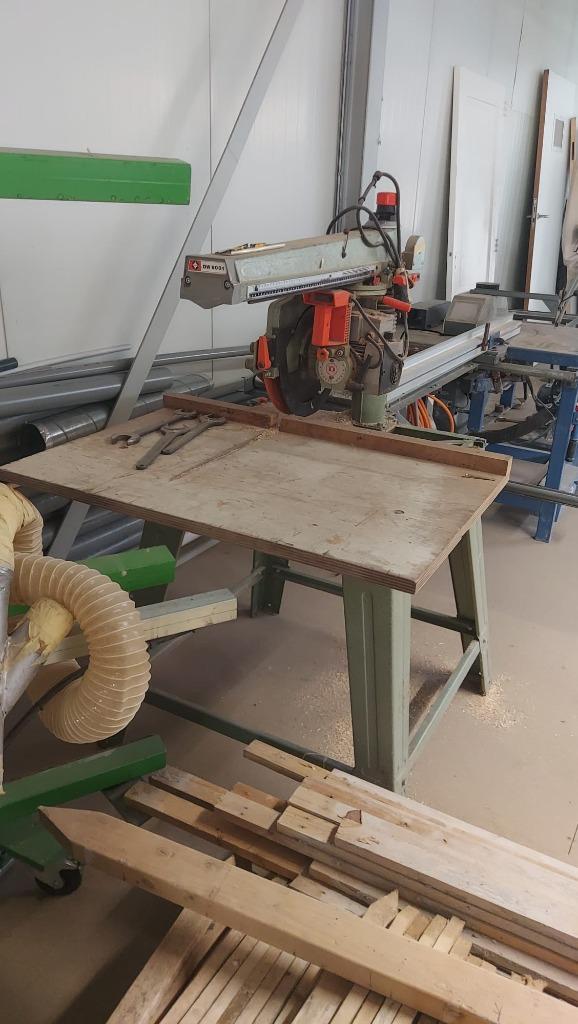 Afkortzaag DeWalt DW8001, Doe-het-zelf en Verbouw, Gereedschap | Zaagmachines, Gebruikt, Afkortzaag, 1200 watt of meer, 30 tot 70 mm