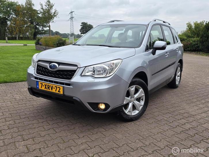 Subaru Forester 2.0 Luxury/AUTOMAAT/TREKHAAK/NAVI, Auto's, Subaru, Bedrijf, Te koop, Forester, 4x4, ABS, Achteruitrijcamera, Airbags