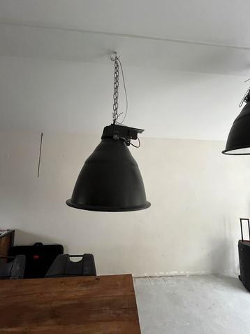 2x Industriële Eettafel Lamp beschikbaar voor biedingen