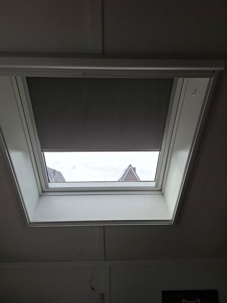 Velux dakramen 1x GGU SK06 0070 & 2x GGL CK01, Doe-het-zelf en Verbouw, Glas en Ramen, Zo goed als nieuw, Dakraam, 80 tot 120 cm