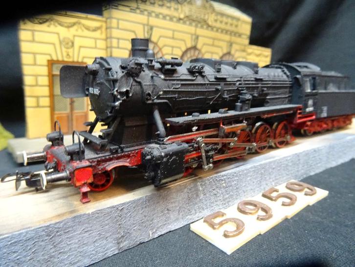 5959=Fleischmann om mee te spelen of opknappen.281, Hobby en Vrije tijd, Modeltreinen | H0, Gebruikt, Locomotief, Gelijkstroom