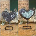 Amatist Hartje op Standaard, Verzamelen, Mineralen en Fossielen, Ophalen of Verzenden, Mineraal