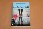 Verraad — J.D. Robb [Nora Roberts, 2020], Boeken, Ophalen of Verzenden, Gelezen