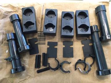 Ikea 4 verstelbare kunststof keukenkast poten ongebruikt  beschikbaar voor biedingen