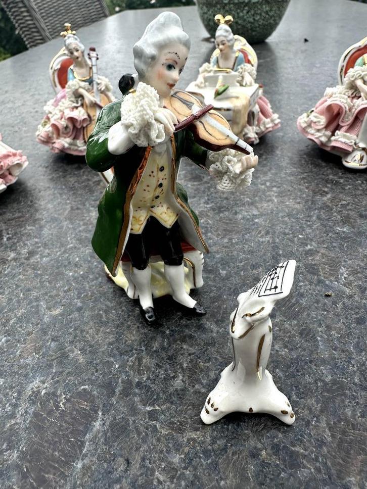 Jaren 60/70 Porselein "violist in orkest", Antiek en Kunst, Antiek | Porselein, Ophalen of Verzenden