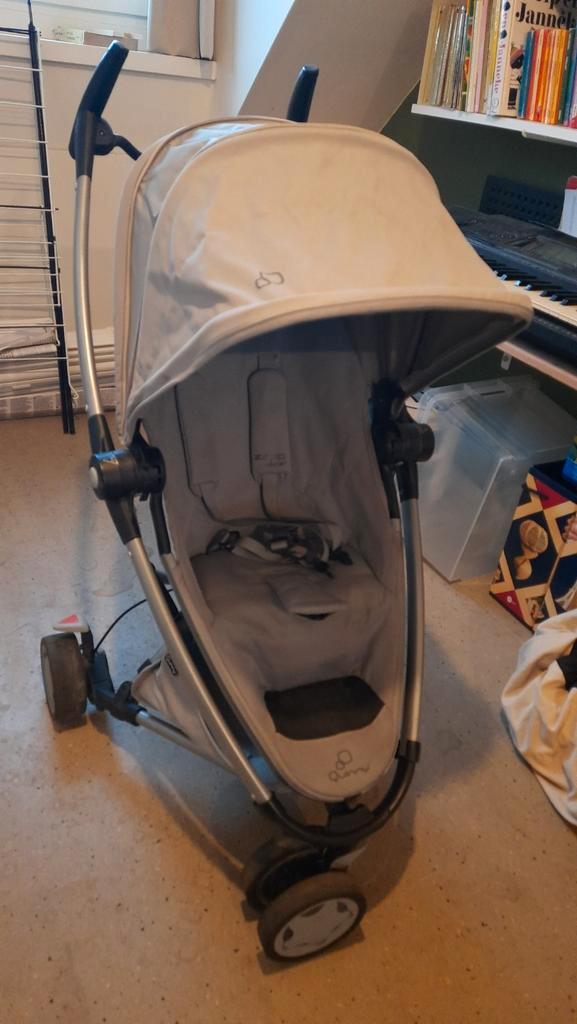 Quinny zapp xtra 2 grijs, Kinderen en Baby's, Buggy's, Zo goed als nieuw, Quinny, Regenhoes, Verstelbare rugleuning, Zonnekap