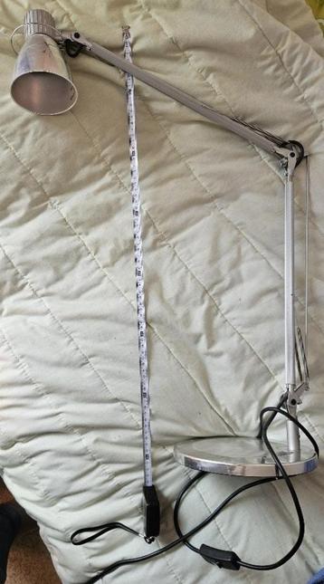 Staande (lees / bureau) Lamp beschikbaar voor biedingen