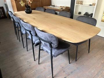 Nieuwe Deens ovale eiken eettafel 275x100cm beschikbaar voor biedingen