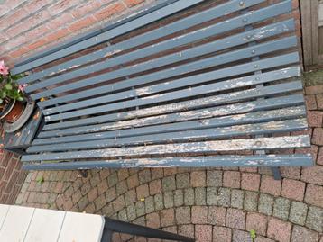 Tuinbank te koop  beschikbaar voor biedingen