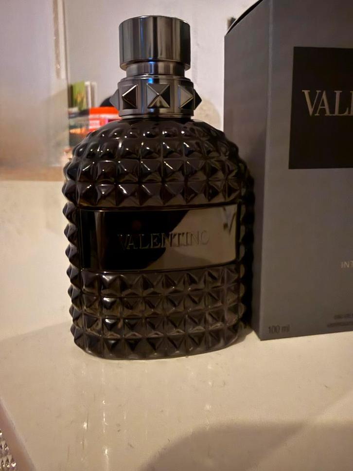 Valentino Uomo Intense, Sieraden, Tassen en Uiterlijk, Uiterlijk | Parfum, Zo goed als nieuw, Ophalen of Verzenden