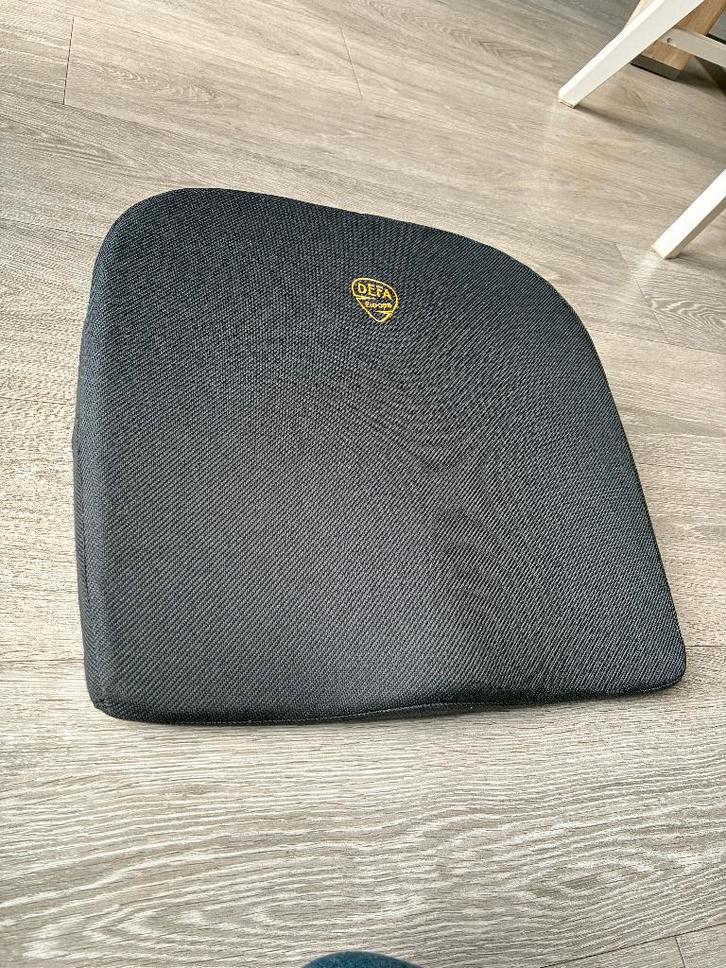 Ergonomische DEFA wigkussens, Auto diversen, Auto-accessoires, Zo goed als nieuw, Ophalen