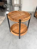 MangoHout bijzettafeltje, Ophalen of Verzenden, Gebruikt