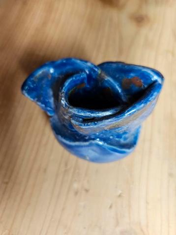 Blauw Keramiek Vaasje - Handgemaakt beschikbaar voor biedingen