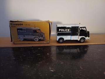 J.R.D. Citroen HY Police no.106 beschikbaar voor biedingen