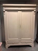 Brocante kledingkast, Huis en Inrichting, Ophalen, Studio Larilo, Met hangruimte, 200 cm of meer