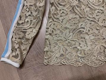 Gouden kanten top met bies - Maat 36 beschikbaar voor biedingen