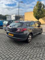 Motorproblemen - Renault Mégane 1.4 16V TCE 96KW Estate 2011, Auto's, Renault, Voorwielaandrijving, Euro 5, Stof, Zwart