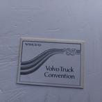 Leuke sticker.  VOLVO Truck Convention.   1985., Verzamelen, Ophalen of Verzenden, Zo goed als nieuw, Auto of Motor