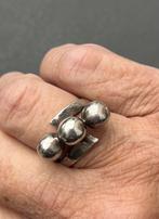 Zilveren fantasie ring, 18 tot 19, Gebruikt, Ophalen of Verzenden, Dame