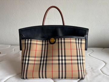 Burberry Vintage Check Society Tote beschikbaar voor biedingen
