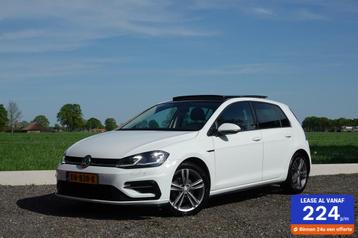Volkswagen Golf 7.5 R-line PANORAMA TREKHAAK VIRTUAL PDC beschikbaar voor biedingen