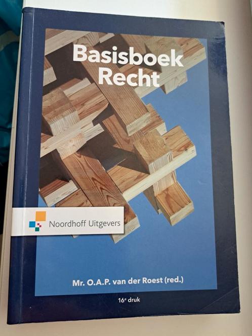 O.A.P. van der Roest - Basisboek Recht, Boeken, Wetenschap, Zo goed als nieuw, Ophalen of Verzenden