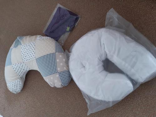 Nekkussen nieuw, zijligkussen nette staat+ nieuwe hoes in fo, Huis en Inrichting, Slaapkamer | Beddengoed, Nieuw, Kussen, Eenpersoons