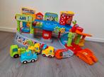 Vtech Toet Toet garage met 4 auto's, Kinderen en Baby's, Speelgoed | Vtech, Ophalen of Verzenden, Zo goed als nieuw, 2 tot 4 jaar