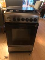 Fornuis Indesit 50x60x79, Ophalen, 4 kookzones, Zo goed als nieuw, Gas