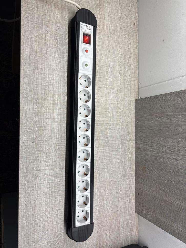 Stekkerdoos met 10 stopcontacten, Audio, Tv en Foto, Overige Audio, Tv en Foto, Nieuw, Ophalen of Verzenden