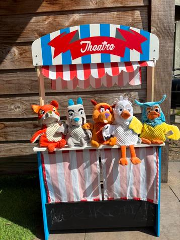Poppentheater/winkeltje beschikbaar voor biedingen
