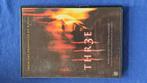 Three, Ophalen of Verzenden, Gebruikt, Actiethriller