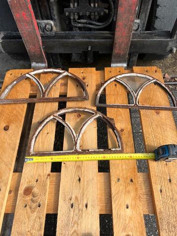 3 Oude Stalramen - Rustiek & Decoratief - Set van Drie beschikbaar voor biedingen