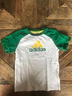 Adidas t-shirt maat 104, Kinderen en Baby's, Kinderkleding | Maat 104, Jongen, Ophalen of Verzenden, Zo goed als nieuw, Shirt of Longsleeve
