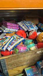 Pallet box vol met diverse speelgoed, Ophalen, N, N, N