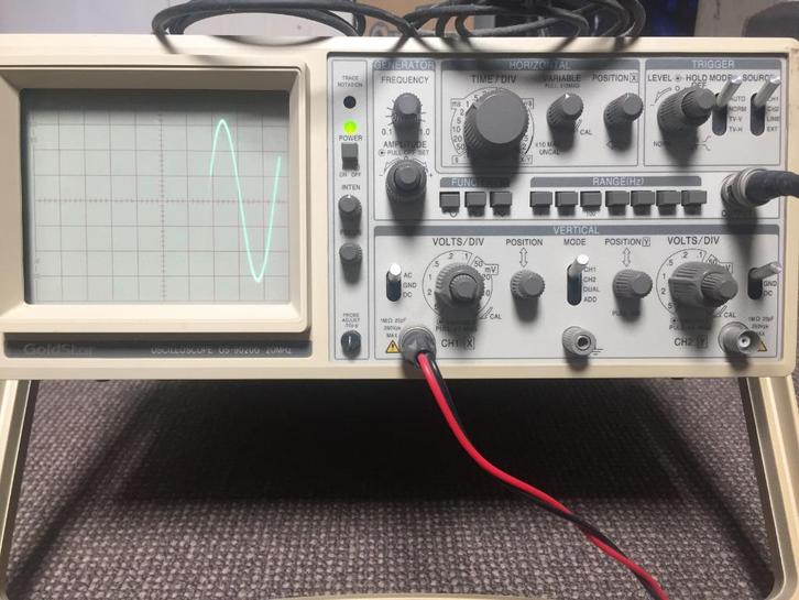 Goldstar 2 kan. oscilloscope & functie generator, Doe-het-zelf en Verbouw, Meetapparatuur, Gebruikt, Ophalen