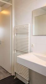 Handdoek radiator, Doe-het-zelf en Verbouw, Verwarming en Radiatoren, 60 tot 150 cm, 80 cm of meer, Zo goed als nieuw, Radiator