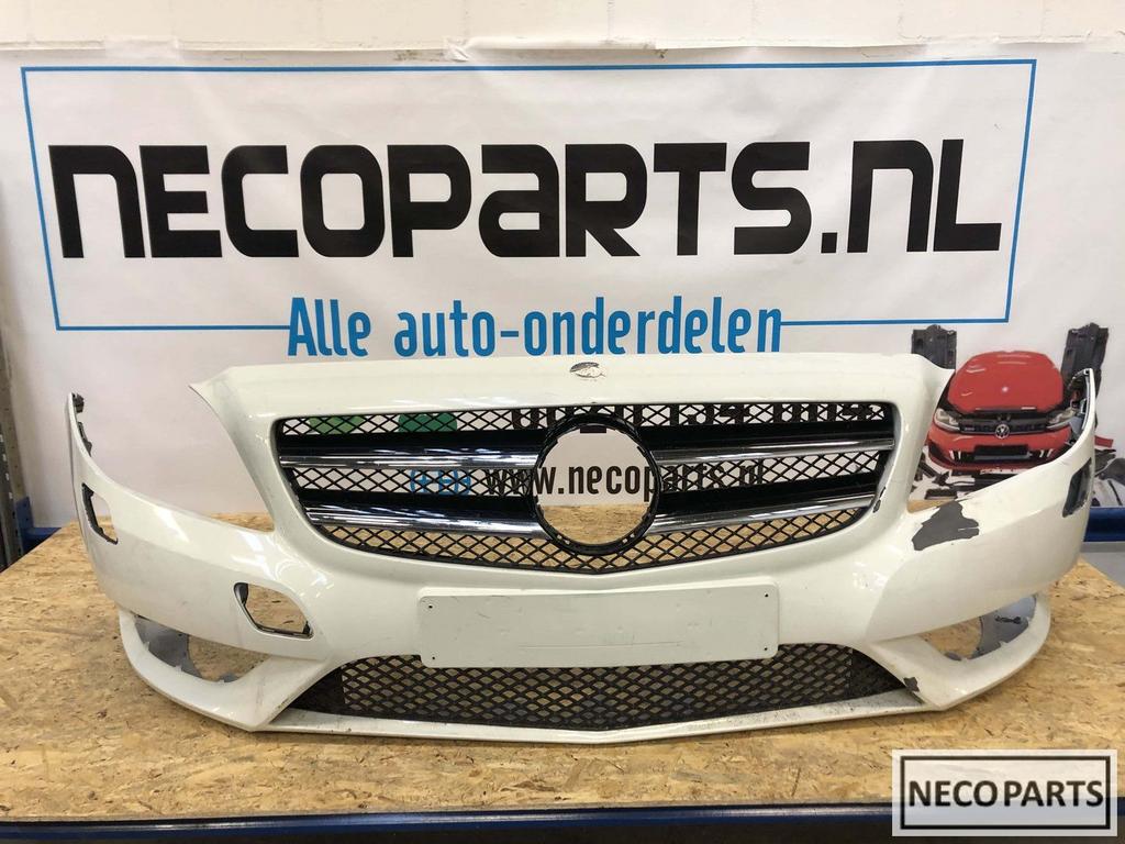 B klasse W246 bumper voorbumper grill a2468850525, Auto-onderdelen, Carrosserie en Plaatwerk, Gebruikt, Voor, Mercedes-Benz, Ophalen of Verzenden