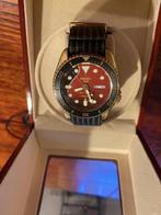 Seiko Sports 5 Limited Edition Brian May, Sieraden, Tassen en Uiterlijk, Horloges | Heren, Seiko, Polshorloge, Kunststof, Ophalen of Verzenden