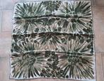 Zijden sjaal handgerold Batik Bloemmotief Groen/Bruin, Ophalen of Verzenden, Zo goed als nieuw, Maat 46/48 (XL) of groter, Sjaal