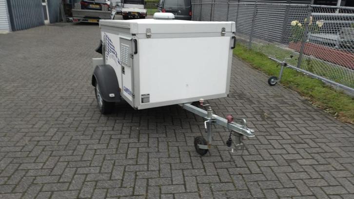 WT Metall 2 honden aanhanger 2022 zeer netjes, Auto diversen, Aanhangers en Bagagewagens, Zo goed als nieuw, Ophalen of Verzenden